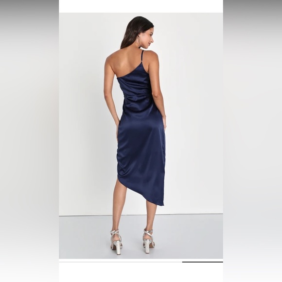 Lulus NWT Law of Attraction Navy Blue One-Shoulder Asymmetrical Midi Dress - Picture 4 of 4